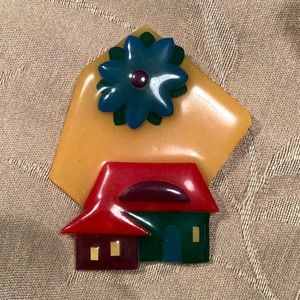 Lucinda House pin, yellow background